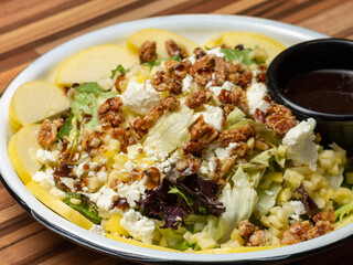 salad with nuts