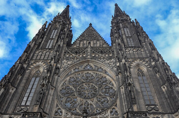 Fototapeta premium Saint Vitus Cathedral and Prague Castle.