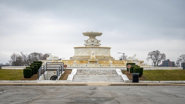 Scenic Shot Of The James Scott Memorial Fountain At Belle Isle In Detroit, Michigan