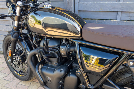 Royal Enfield interceptor 120 th motorcycle black limited edition for 120th anniversary motorbike