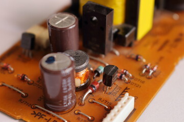 プリント基板の修理イメージ