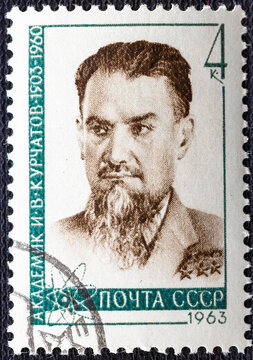 RUSSIA - CIRCA 1963: A Stamp Printed In Russia Shows Igor Vasilyevich Kurchatov, Was A Soviet Nuclear Physicist, Member Of The Russian Academy Of Science.