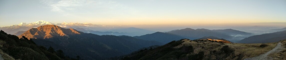 Obraz premium sunrise in the mountains