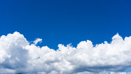 空と雲の背景素材