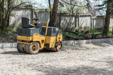 Asphalt machine that is on the road and is ready to work.
