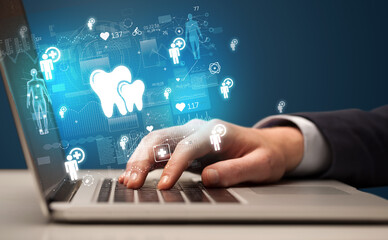 hand browsing on the internet for medical issues