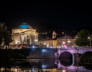 turin at night