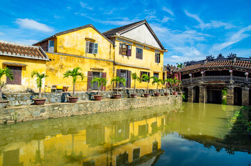 Fototapeta na wymiar view of Hoi An ancient town which is a very famous destination of Vietnam