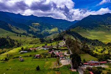 Fototapeta na wymiar Cocora Valley in Colombia from above | Luftbilder vom Cocora Tal in Kolumbien