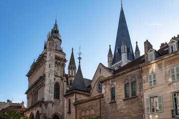 Fototapeta na wymiar Detail of the architecture of the church Notre Dame de Dijon, Burgundy, France