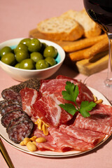 Red wine and cold cuts - 529696589