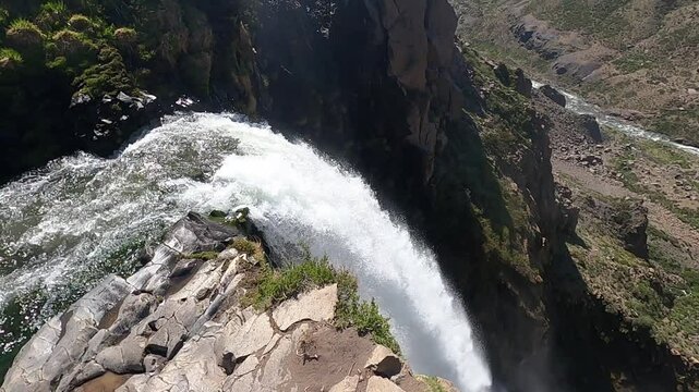 Cascada Invertida 1, Talca, Chile