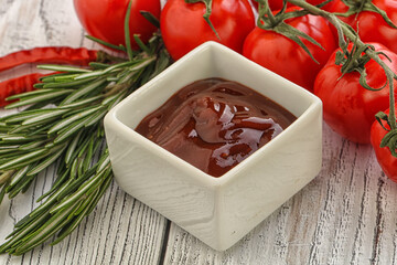 Tomato barbecue sauce on the bowl