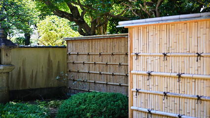 竹垣　整然とした日本建築庭園