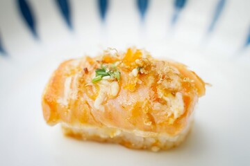 Fire-grilled tuna sushi is a simple Japanese dish. The seafood is delicious.  sushi restaurant concept