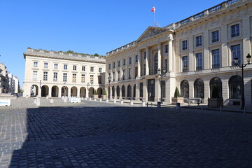Fototapeta na wymiar La place royale, ville de Reims, département de la Marne, France