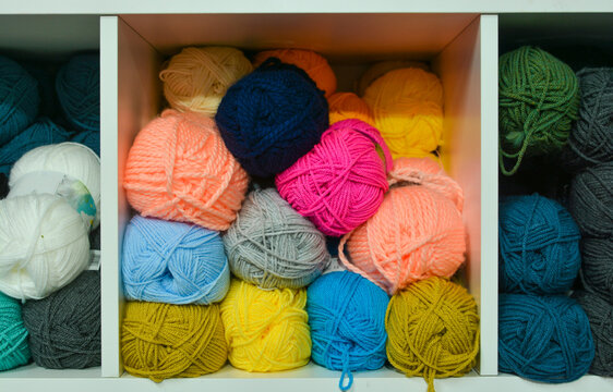 Wool threads in pink, blue, black, yellow, light blue and more...

