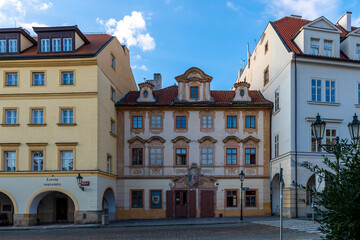 Obraz premium The Loretanske Street view in Prague City