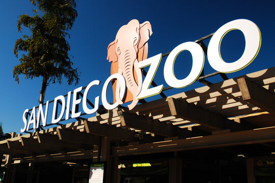 A picture of an elephant stands over the ticket booth and entrance to the San Diego Zoo