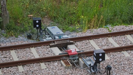 Automatic Railway Track Junction Switch with Mechanical Signalling Point Indicator