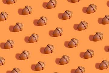 Acorn pattern on a brown background.