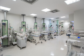 baby intensive care room, baby intensive care - obrazy, fototapety, plakaty