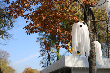 decorations for the holiday. white ghosts are ghosts. halloween.
