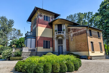 Fototapeta na wymiar Modena, Italy - July 9, 2022: Exteriors of a villa in Modena Italy 