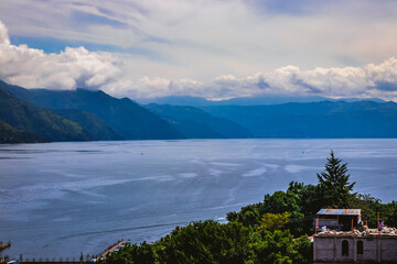 Lago de Atitlán desde San Juan La Laguna