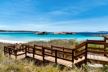 Fototapeta na wymiar The beaches of Esperance are rated among the best in the world – and Twilight Bay is one of the towns most loved