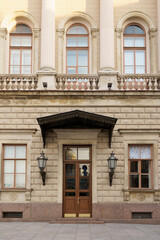 Fototapeta premium facade of an old building