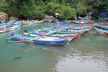 boats in the seashore 