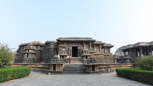 View of Hoysaleshwara Temple Complex, Halebeedu, Hassan, Karnataka, India.