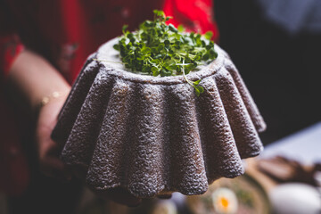 Baba wielkanocna z rzeżuchą