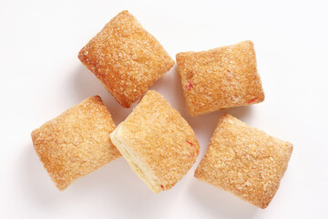 Puff pastry cookies with jam