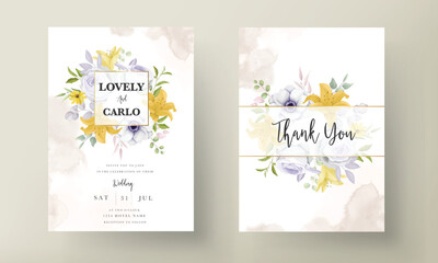 Fototapeta na wymiar beautiful hand drawing flower invitation card template