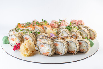 set sushi rolls with gignger