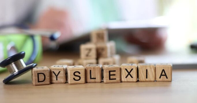 Dyslexia causes symptoms diagnosis and treatment closeup