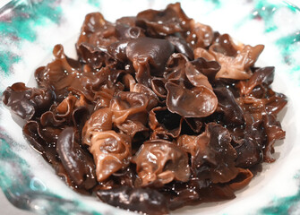chocolate cake with nuts and raisins