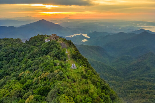 BEAUTIFUL LANDSCAPE PHOTOGRAPHY OF HAI VONG DAI VIEW POINT, TOP OF BACH MA NATIONAL PARK, HUE, VIETNAM