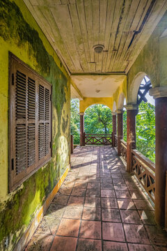 OLD VILLA, BEAUTIFUL LANDSCAPE PHOTOGRAPHY OF BACH MA NATIONAL PARK IN HUE, VIETNAM
