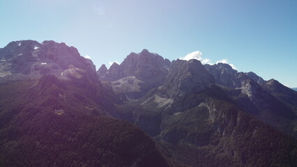paesaggi montagna natura fiori alberi cielo verde