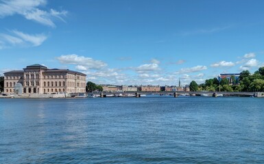 Obraz premium navigation dans le port de Stockholm en Suède