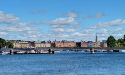 Naklejka premium navigation dans le port de Stockholm en Suède