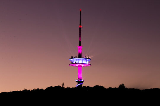 Fernsehturm beleuchtet