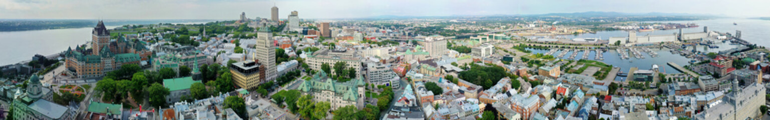 Obraz premium Aerial panorama of the old town of Quebec City, Quebec, Canada