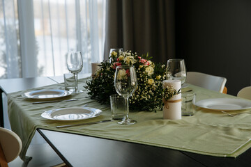 set table for dinner in light colors