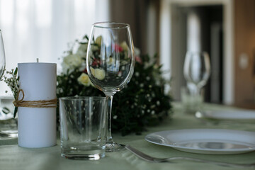 set table for dinner in light colors