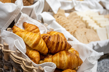 Buffet for breakfast, dinner and desserts