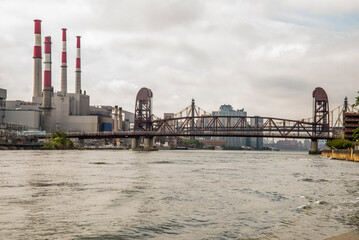 Fototapeta premium bridge over river